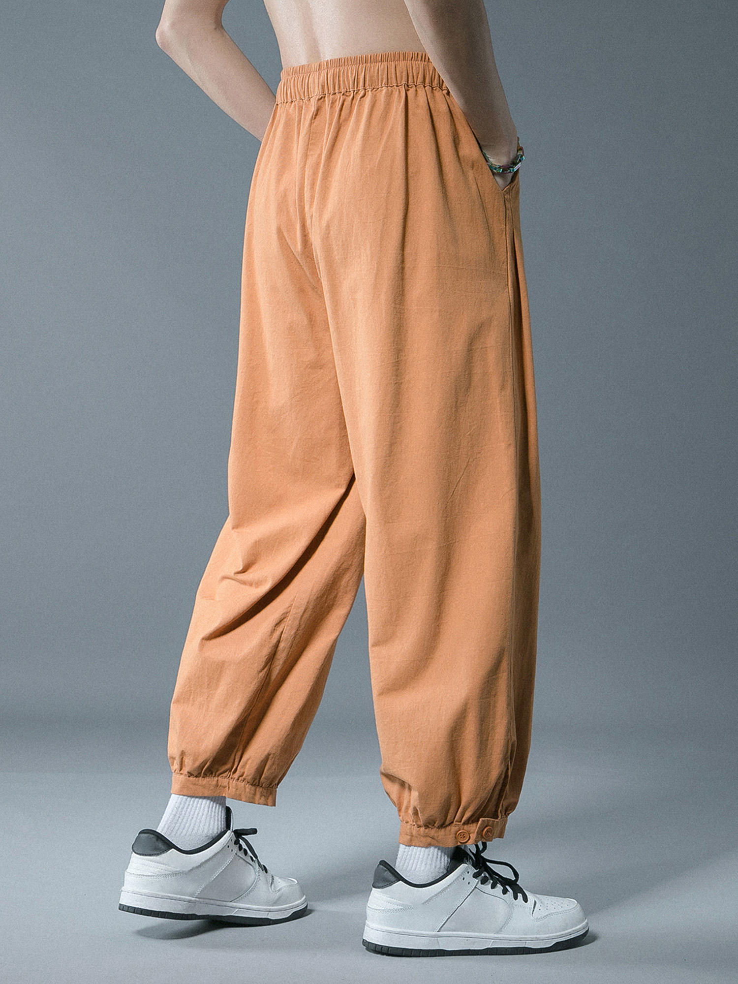 ワークパンツ ゆったり裾絞りドロストチノパン