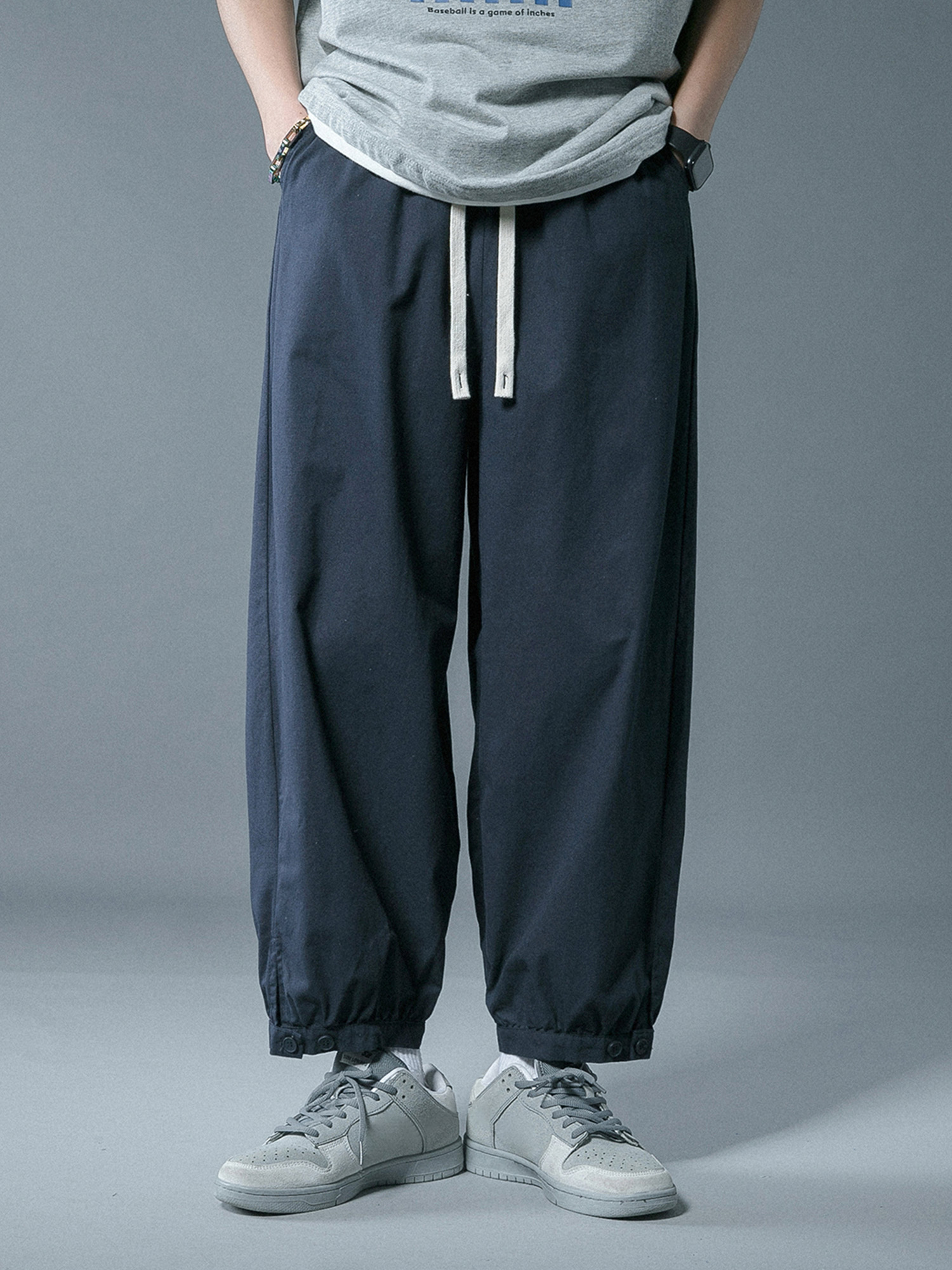 ワークパンツ ゆったり裾絞りドロストチノパン