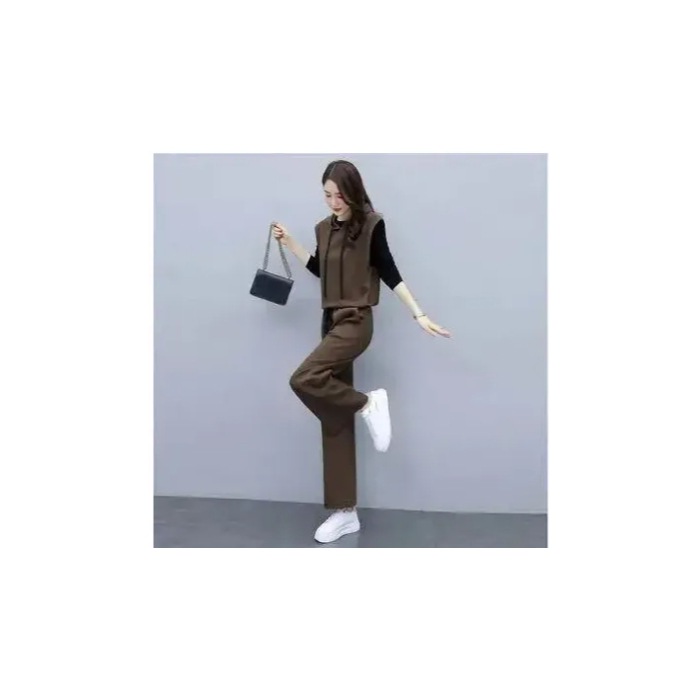 パンツセットアップ フード付きゆったりベストパンツセット