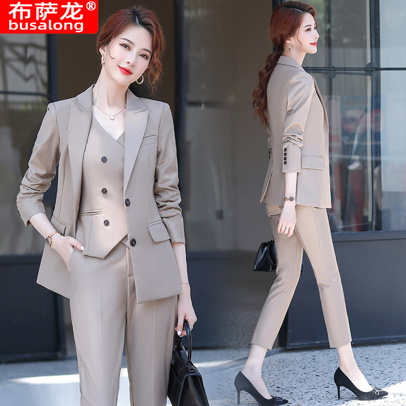 パンツセットアップ 三点式ベスト付きテーラードジャケットパンツセットアップ