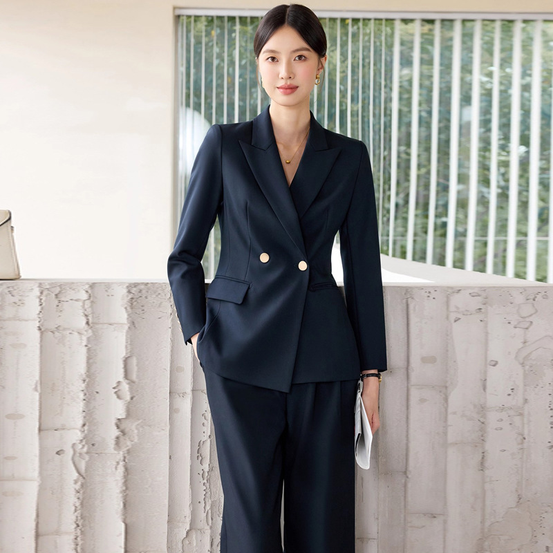 https://fulmo-img-server.com/pants-set/07c779ef-5f39-44e0-bda4-805e641a9a97.jpg