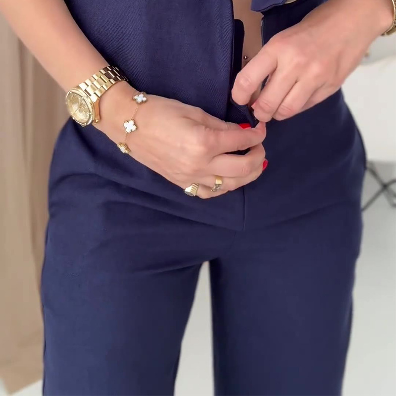 https://fulmo-img-server.com/pants-set/0b53d6fa-578f-47e8-bee6-70ba83b5c95a.jpg