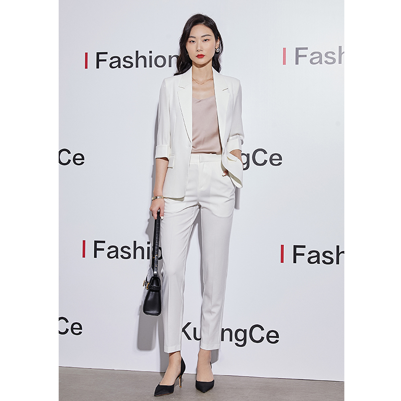 https://fulmo-img-server.com/pants-set/0b7f5758-69af-4b6c-87e1-757eb53d476c.jpg