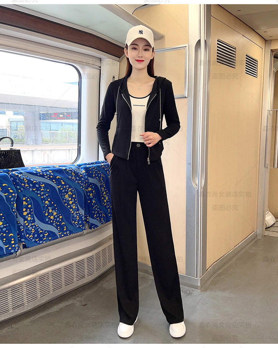 パンツセットアップ ジップアップパーカーとワイドパンツの上下セット