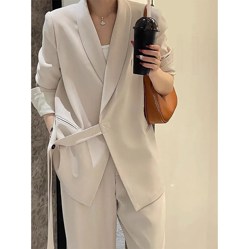 https://fulmo-img-server.com/pants-set/1162b57d-3ca6-43bb-8c75-a755125ee5f3.jpg