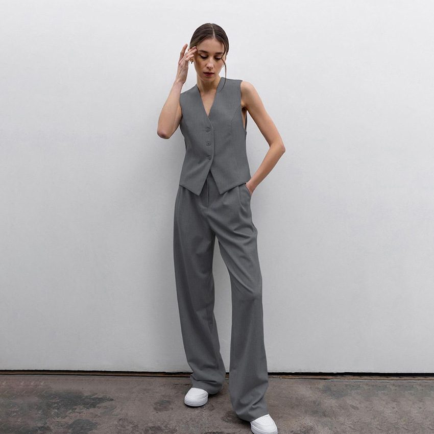 https://fulmo-img-server.com/pants-set/13612614-8c61-47e0-b991-3d7f3831abd4.jpg
