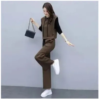 パンツセットアップ フード付きゆったりベストパンツセット