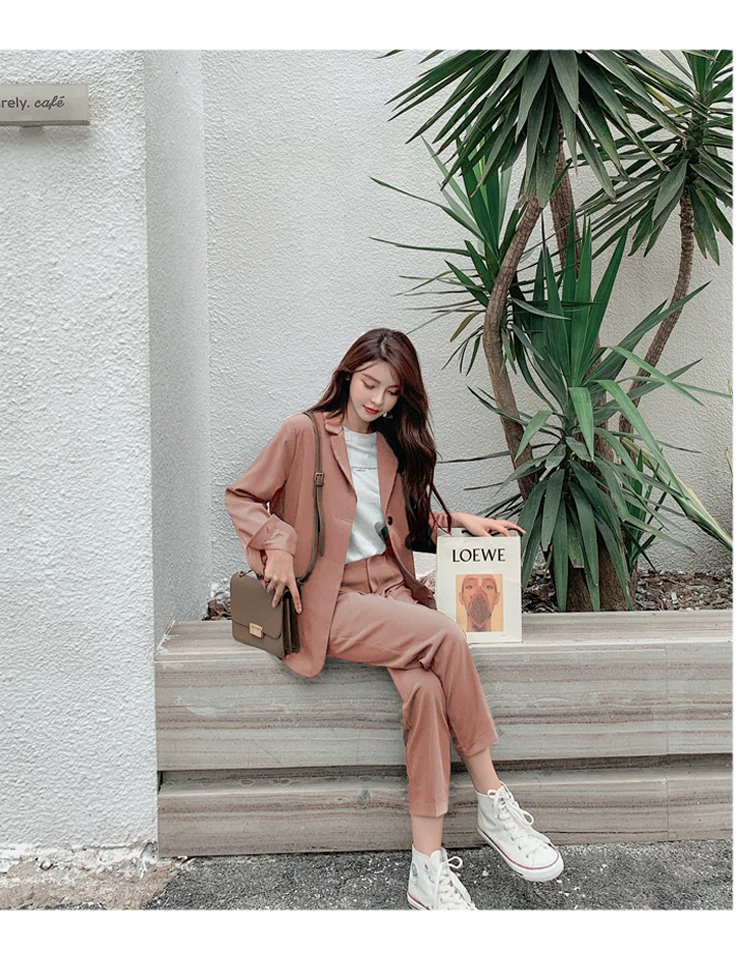https://fulmo-img-server.com/pants-set/162b79bde01f1a6757e0a9d1255d947f.webp