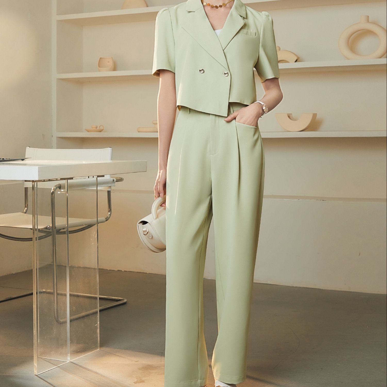 https://fulmo-img-server.com/pants-set/1747364958161_58r2vdsm_iaz697zt.jpeg