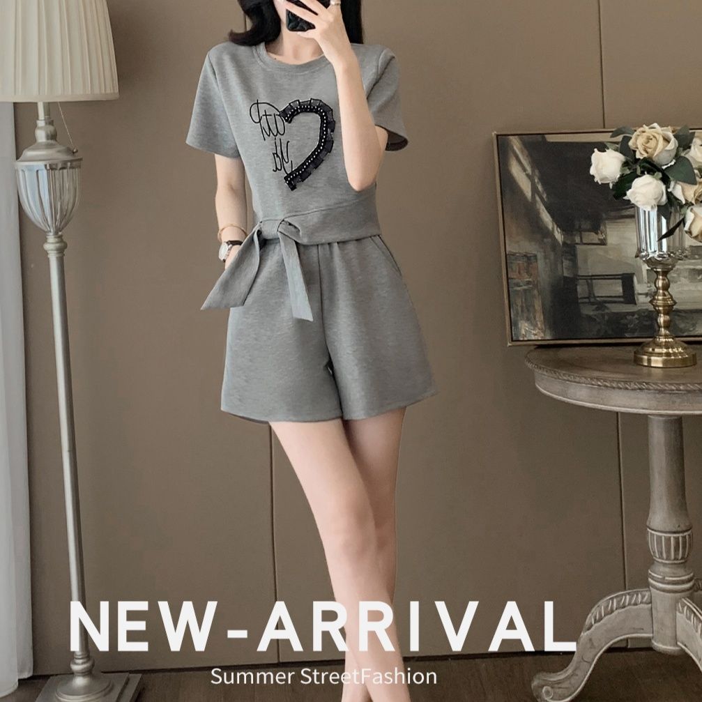 https://fulmo-img-server.com/pants-set/1749446896746_cafoavzo_e62hxta4.jpeg