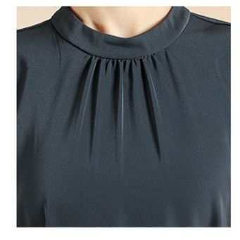 パンツセットアップ 優雅な立体感ペプラムワイドセットアップ