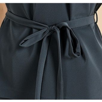 パンツセットアップ 優雅な立体感ペプラムワイドセットアップ