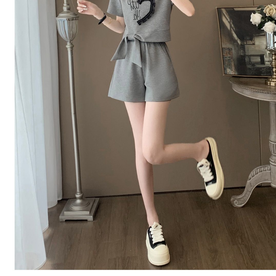https://fulmo-img-server.com/pants-set/1751264621759_1xe3p5pf_596cx72d.jpeg