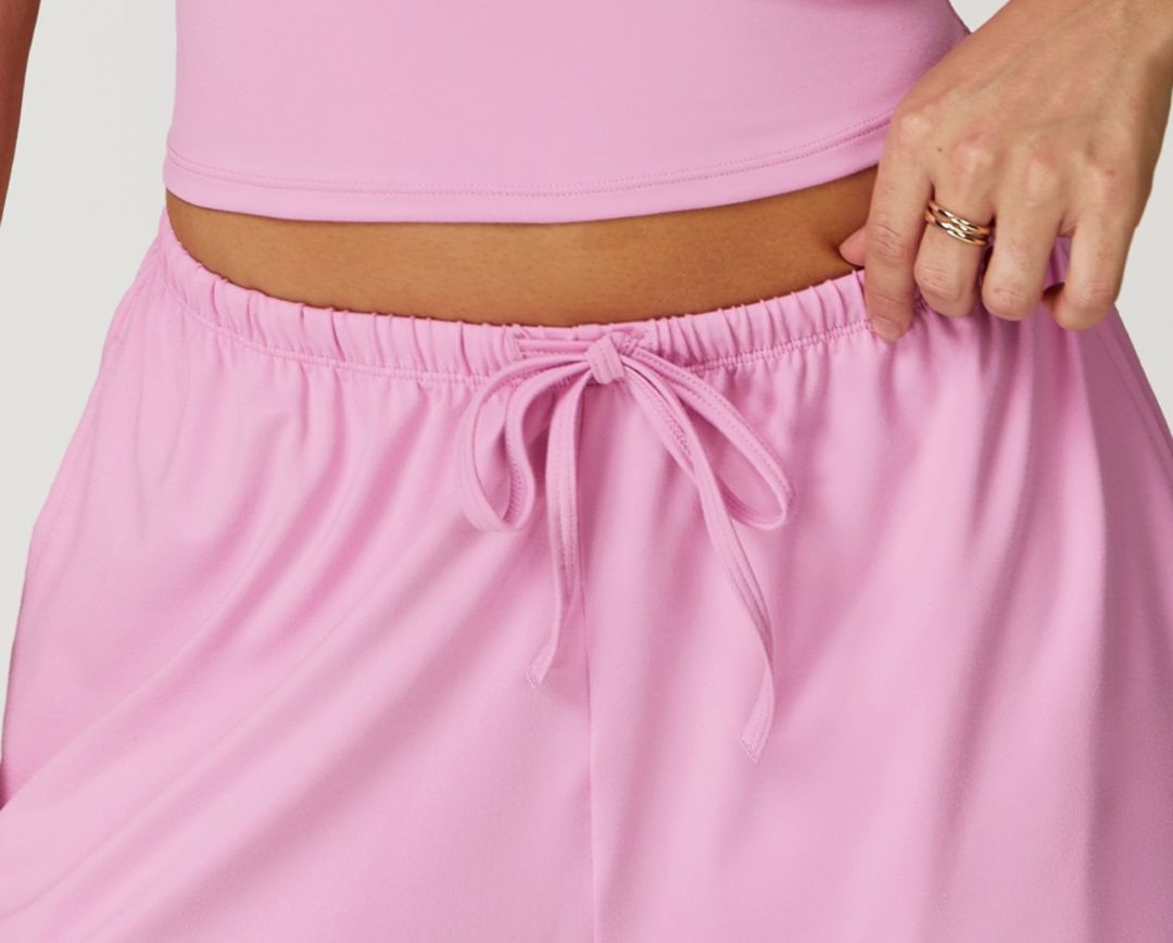 パンツセットアップ ホルターネックワイドパンツセット