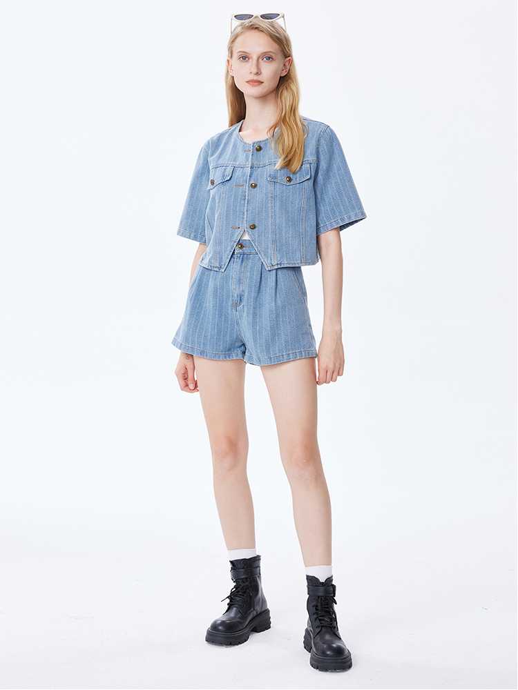 ダサいと言わせないレディースデニムセットアップ5選