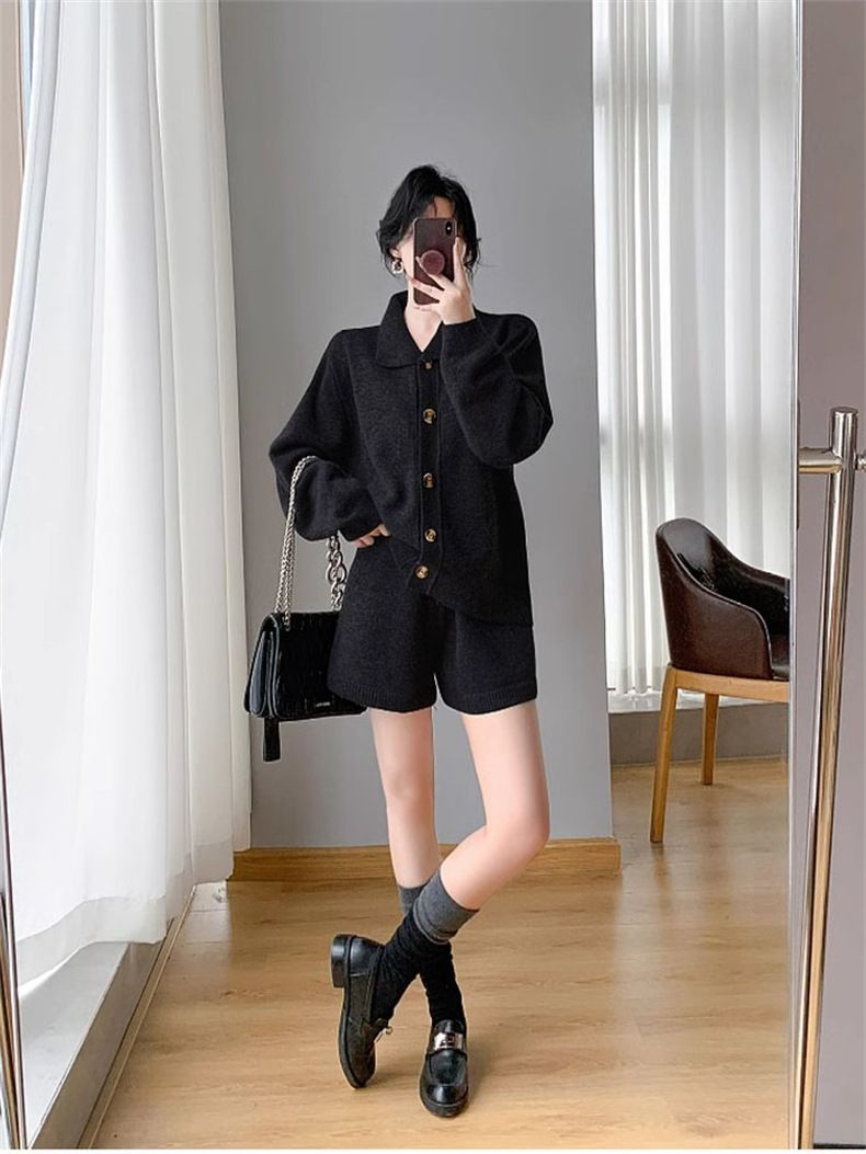 パンツセットアップ ニット素材襟付きジャケット&ショートパンツ上下セット