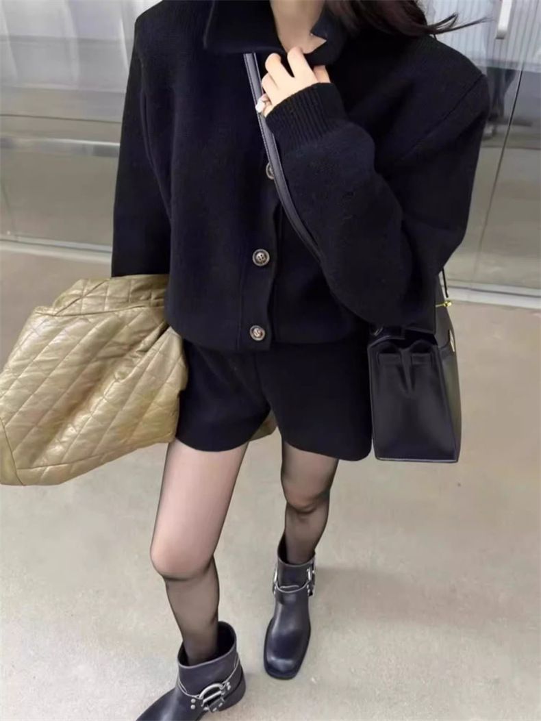 パンツセットアップ ニット素材襟付きジャケット&ショートパンツ上下セット