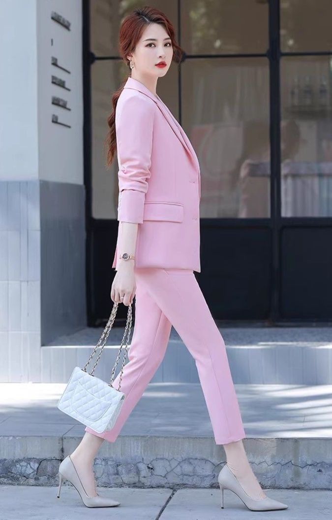 パンツセットアップ 三点式ベスト付きテーラードジャケットパンツセットアップ