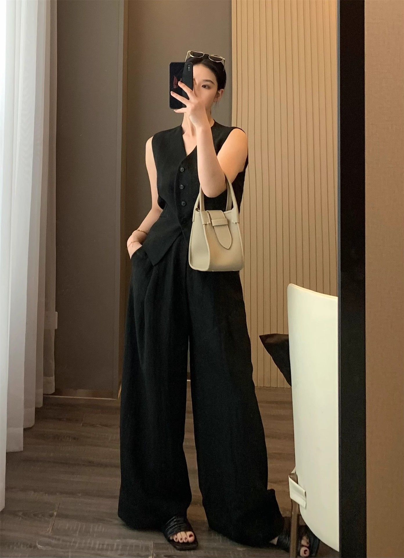 https://fulmo-img-server.com/pants-set/1781403263378_d6sove5g_cxlai3gd.jpeg