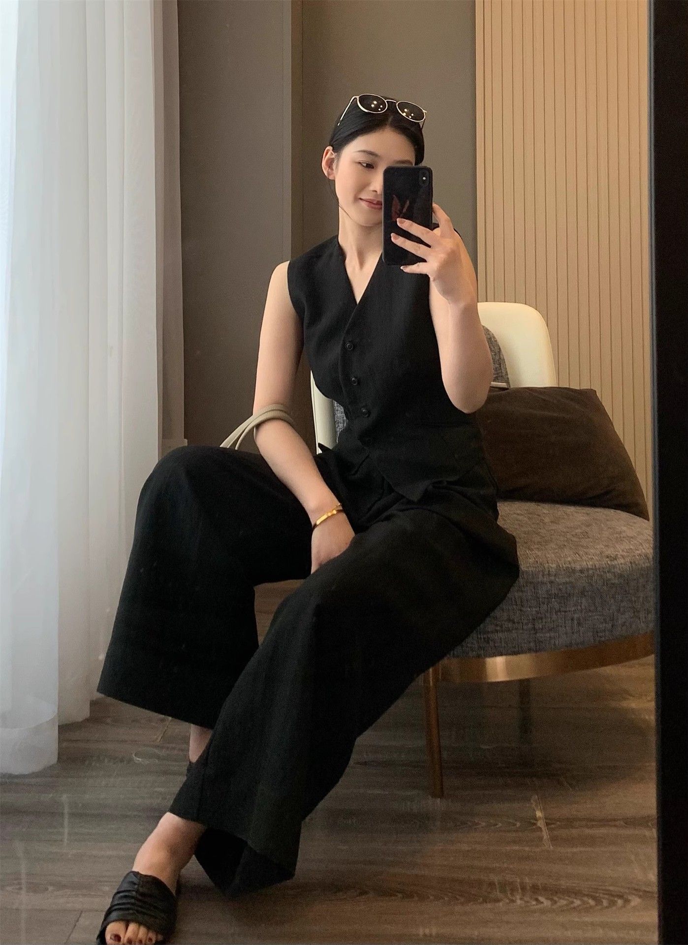 https://fulmo-img-server.com/pants-set/1781403306359_ink9bfar_mo5j5p2h.jpeg