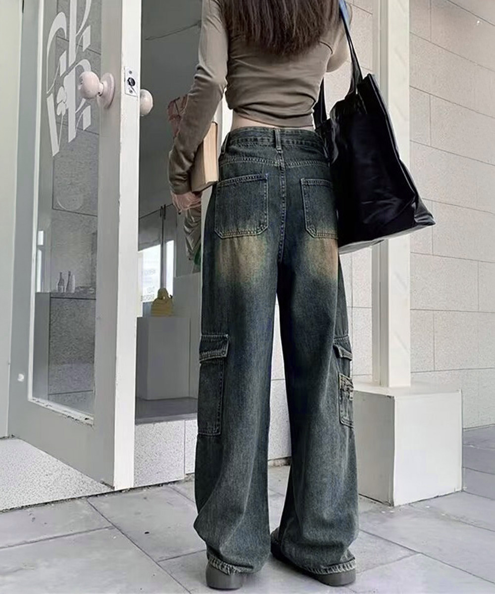 https://fulmo-img-server.com/pants-set/22c26fea-0a5a-46cf-989d-106fc9e2fc0f.jpg