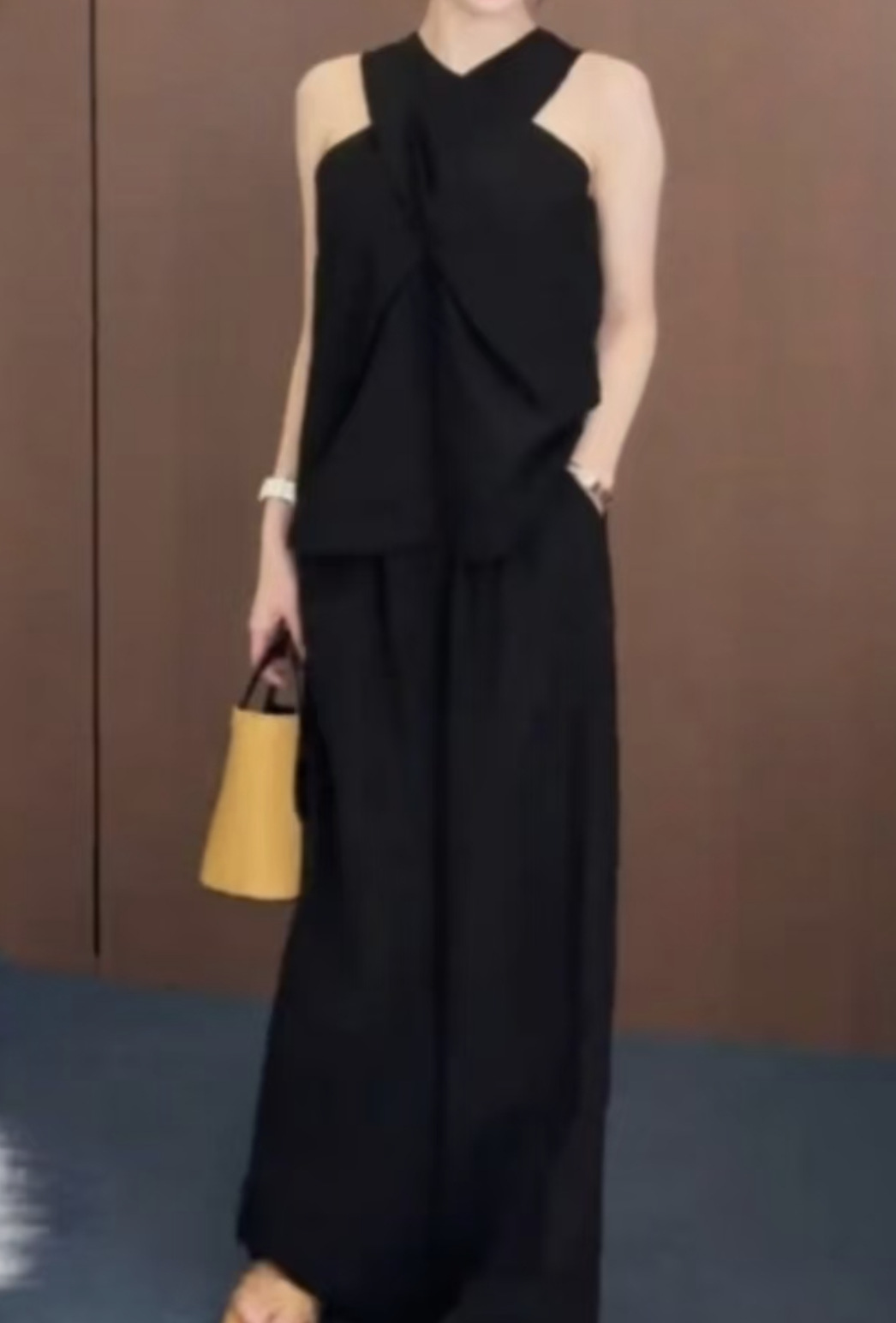 パンツセットアップ クロスネックワイドパンツセット
