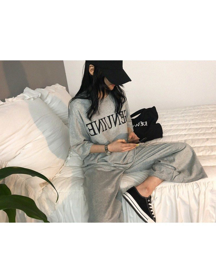 https://fulmo-img-server.com/pants-set/23b44412-aaf1-4e53-92a1-972c62ee807a.jpg