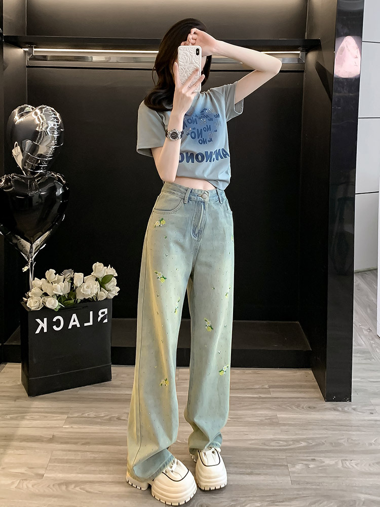 https://fulmo-img-server.com/pants-set/25c19e02-d6dd-424f-8c2c-fe65cd796dca.jpg