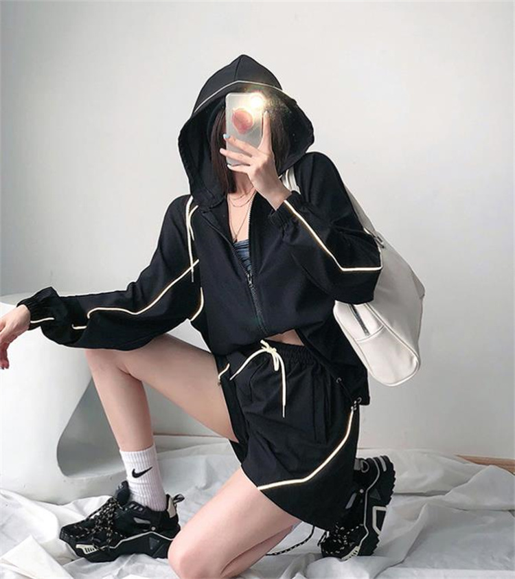 パンツセットアップ 夏用ショートパンツ上下セット フード付きカジュアル運動着