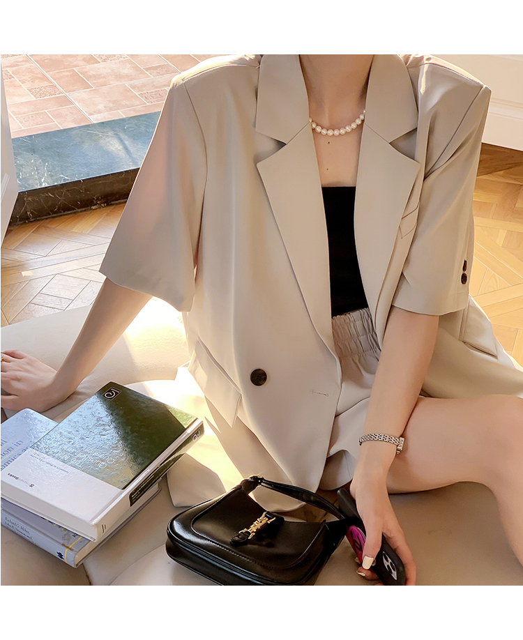 パンツセットアップ 上品五分袖ジャケット＆ショートパンツ