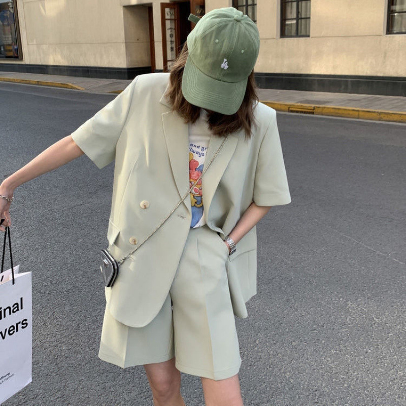 パンツセットアップ 洗練半袖テーラードショートセット