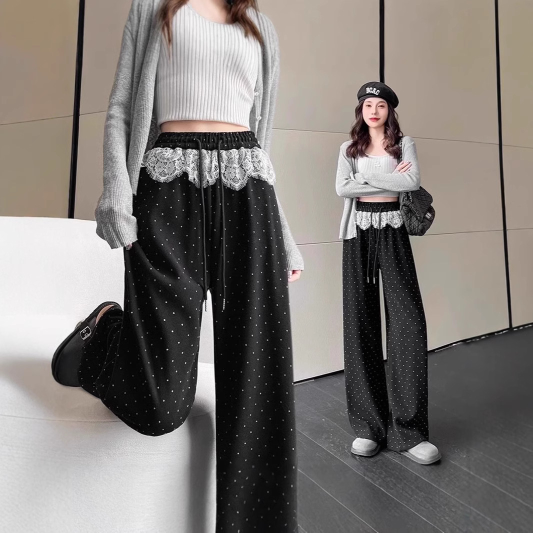 https://fulmo-img-server.com/pants-set/2cae385a-70d3-46ff-9e6f-1ede4dc8cdea.jpg