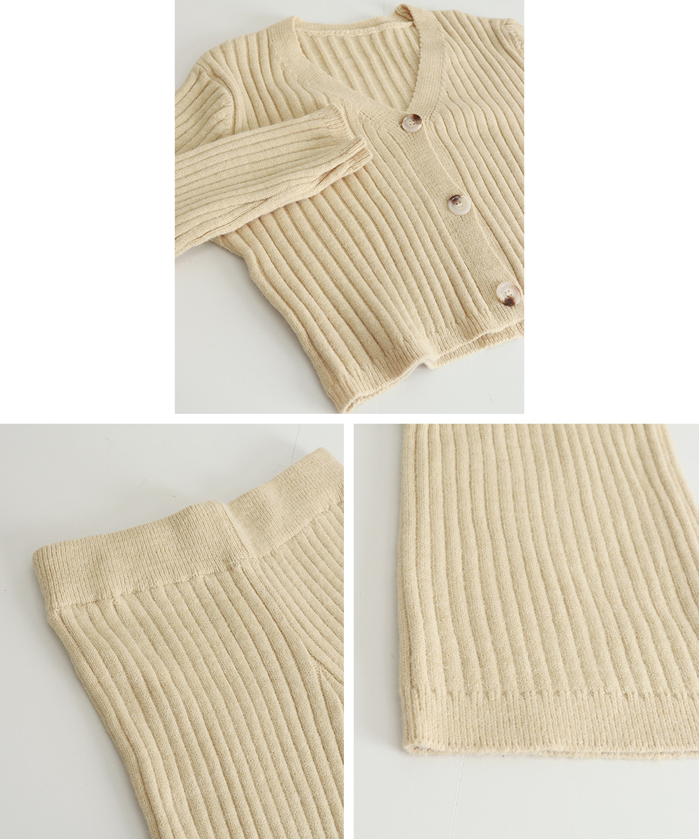 https://fulmo-img-server.com/pants-set/32a23f50-7cbe-4ba9-824c-849644c1538e.jpg