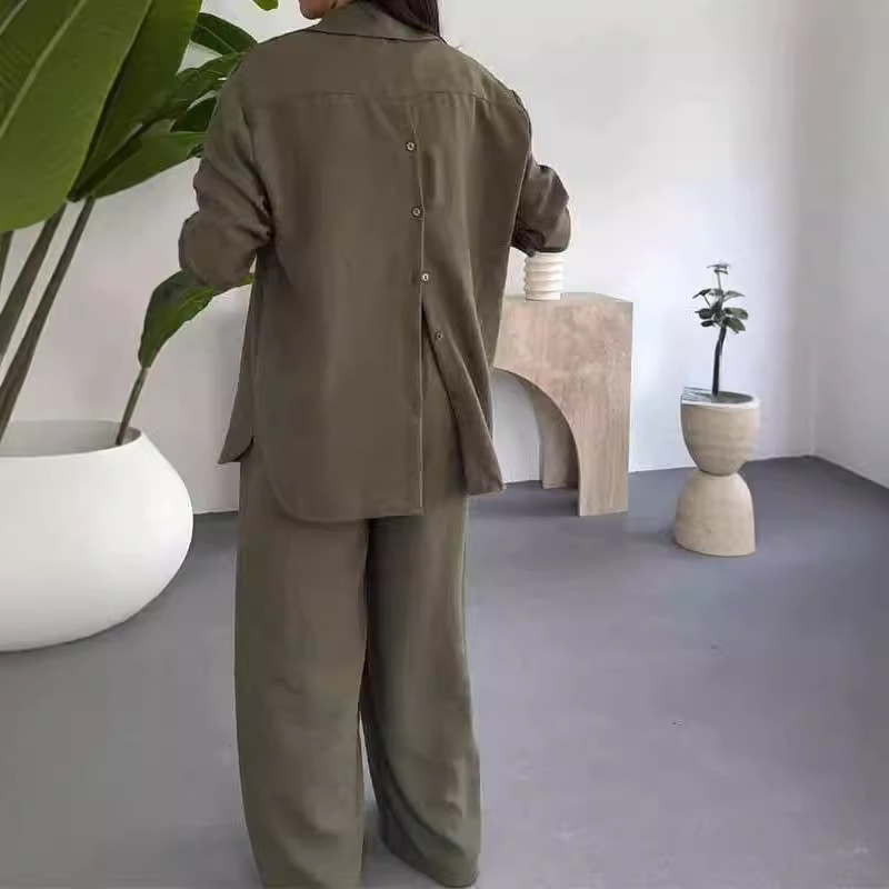 パンツセットアップ 上質素材のゆったりパンツセット