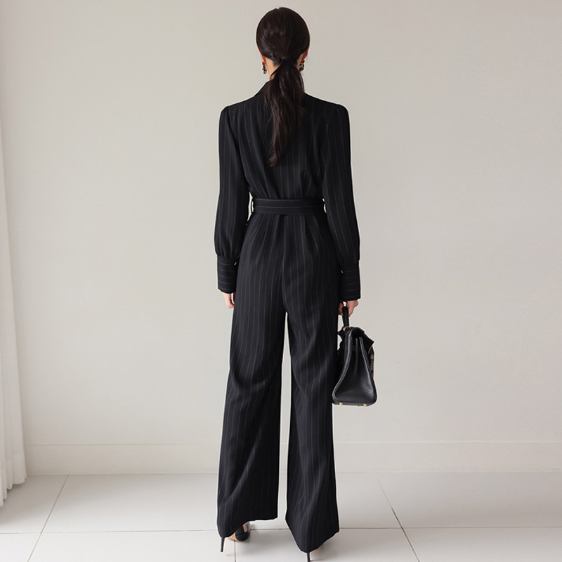 パンツセットアップ 上品ピンストライプ柄ベルト付きテーラードジャケット