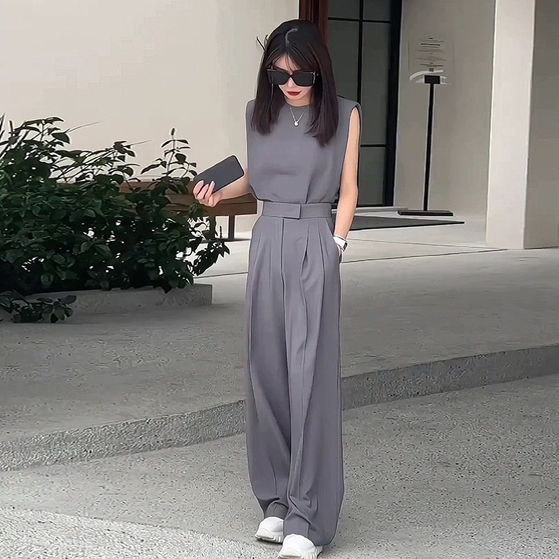 パンツセットアップ 洗練ノースリーブワイドパンツセット