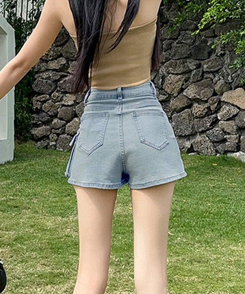 https://fulmo-img-server.com/pants-set/3a894618-4f16-4695-abc1-f3c63bda46f6.jpg