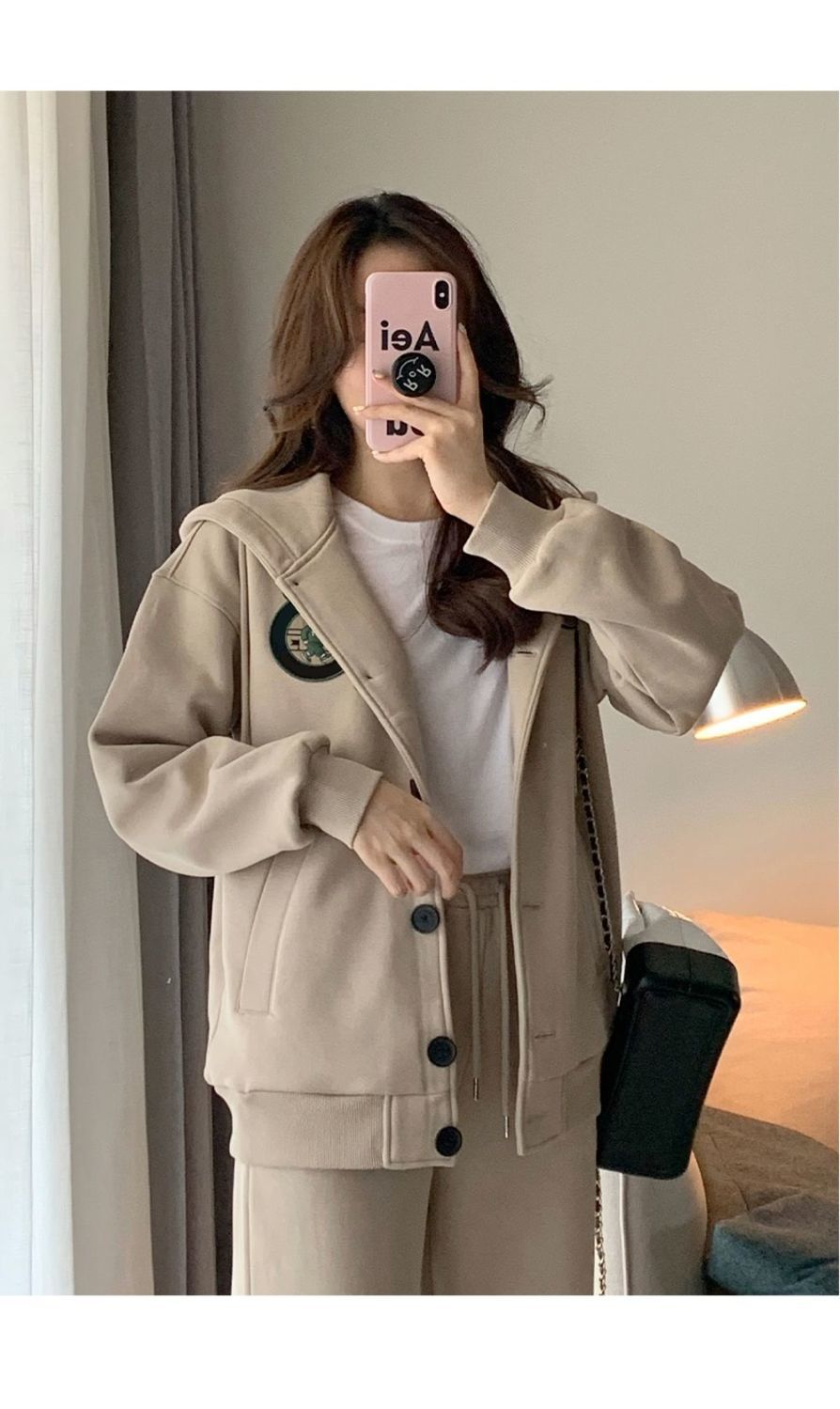 パンツセットアップ ワッペン付きゆったりジャケット&ワイドパンツセット