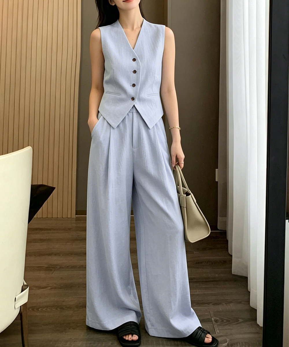 https://fulmo-img-server.com/pants-set/3f824002-d729-466a-a691-4c0646905f12.jpg