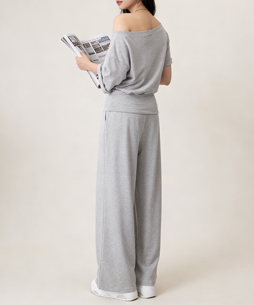 https://fulmo-img-server.com/pants-set/415965b3-87f8-40d4-b834-05b5a9122e3e.jpg