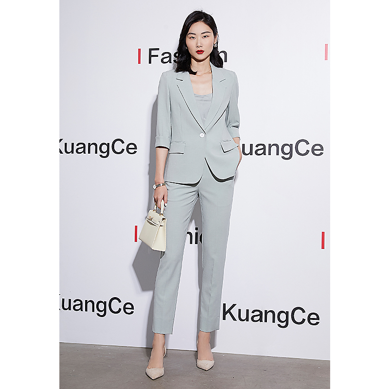 https://fulmo-img-server.com/pants-set/42663e98-831c-4e7b-96aa-929646965d21.jpg