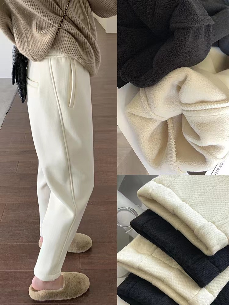 https://fulmo-img-server.com/pants-set/458abe37-a228-448a-8e6c-eee27a193262.jpg