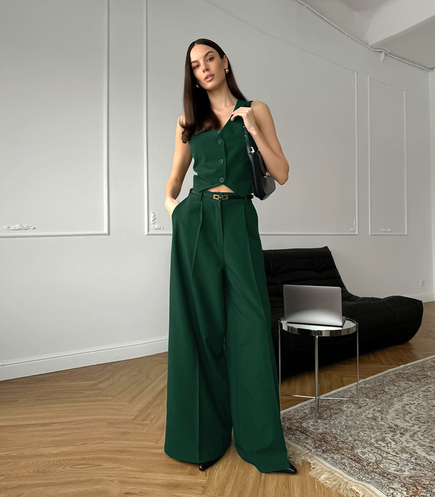 https://fulmo-img-server.com/pants-set/46eb3202-463d-4b1d-bb6c-d989a8117169.jpg