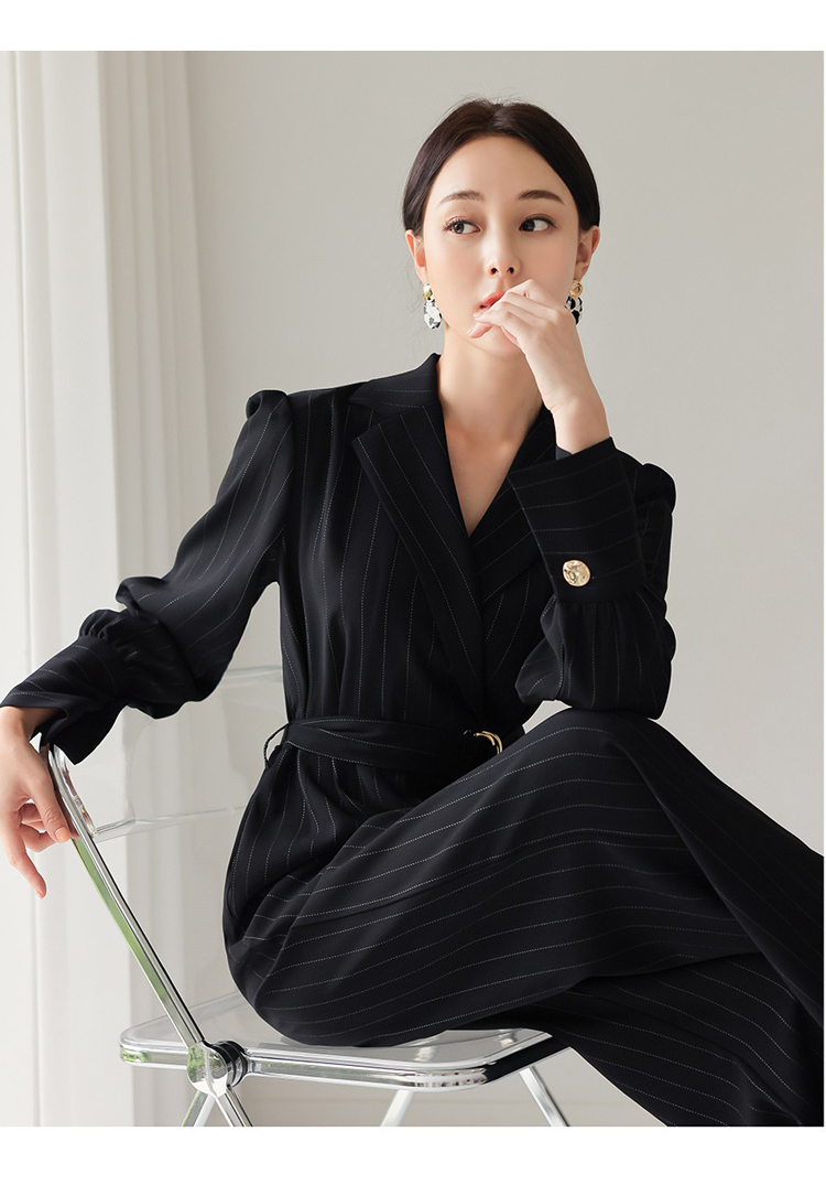 パンツセットアップ 上品ピンストライプ柄ベルト付きテーラードジャケット