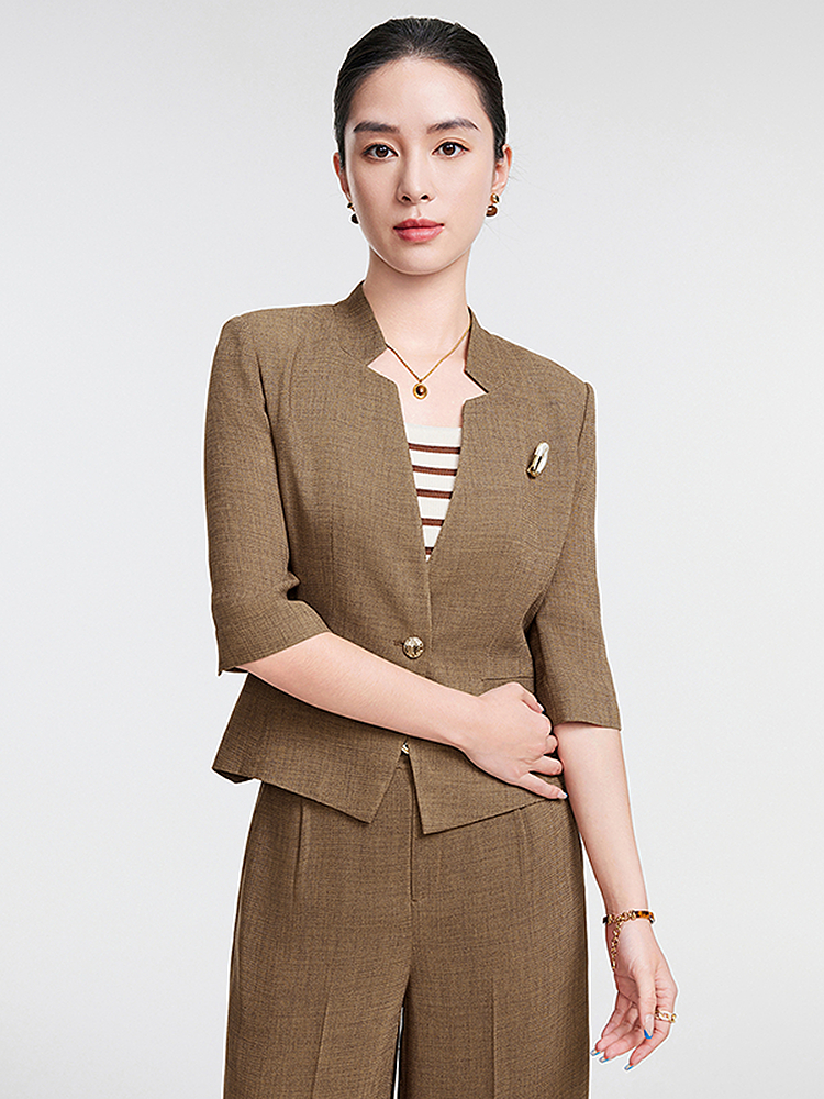 https://fulmo-img-server.com/pants-set/4c325b36-939c-4fd6-95dd-463090fa0739.jpg