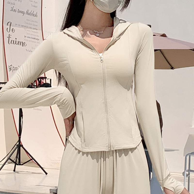 パンツセットアップ フード付きゆったりパンツセットアップ