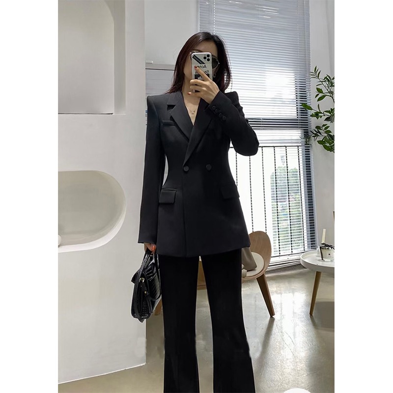 パンツセットアップ 洗練されたダブルブレストジャケット二点式パンツセットアップ