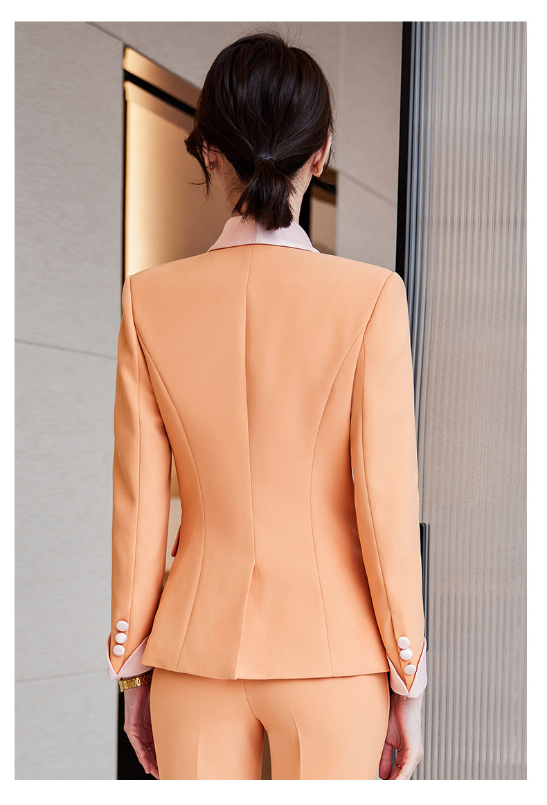 パンツセットアップ 配色使いが美しい女性用テーラード パンツセットアップ