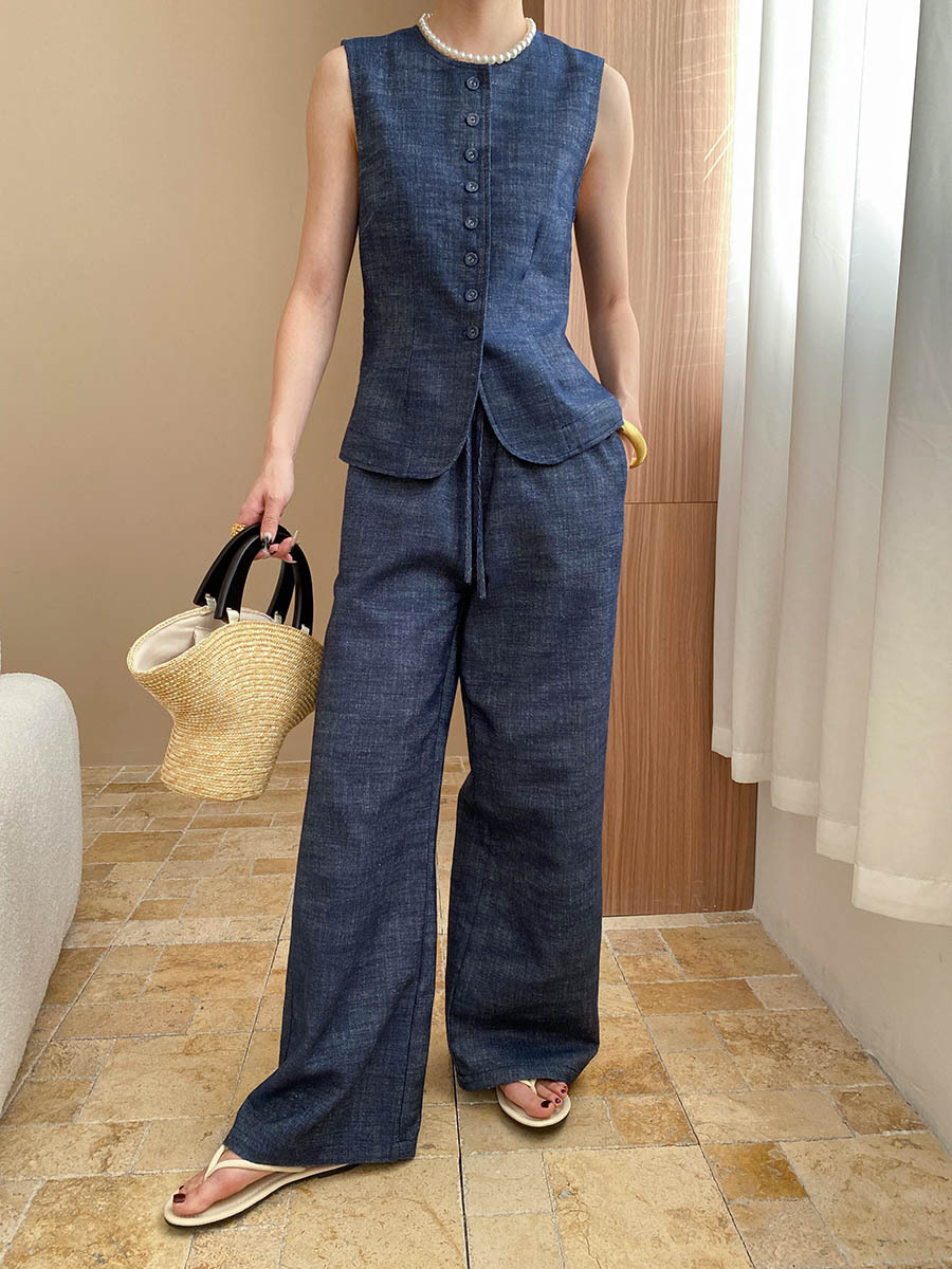 https://fulmo-img-server.com/pants-set/52d2fb5a-e4e0-4795-a7dc-8be123f96f68.jpg