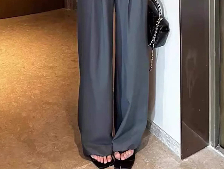 https://fulmo-img-server.com/pants-set/58935b1f-09d6-4fe9-aea8-2955aed0d413.jpg